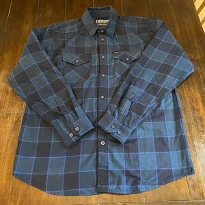Dixxon Snap on Flannel size large.